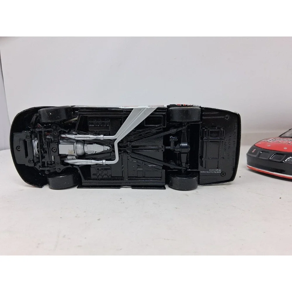 1:24 Action Dale Earnhardt/Coca Cola 1998 Monte Carlo + 1997 Gargoyles Pontiac H